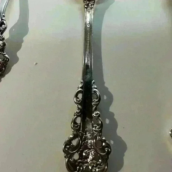 International Deep Silver Silverplate Rochambeau Flatware 113 Pieces Please Read - Picture 8 of 11